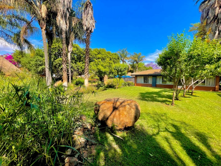 Commercial Property for Sale in Melodie North West